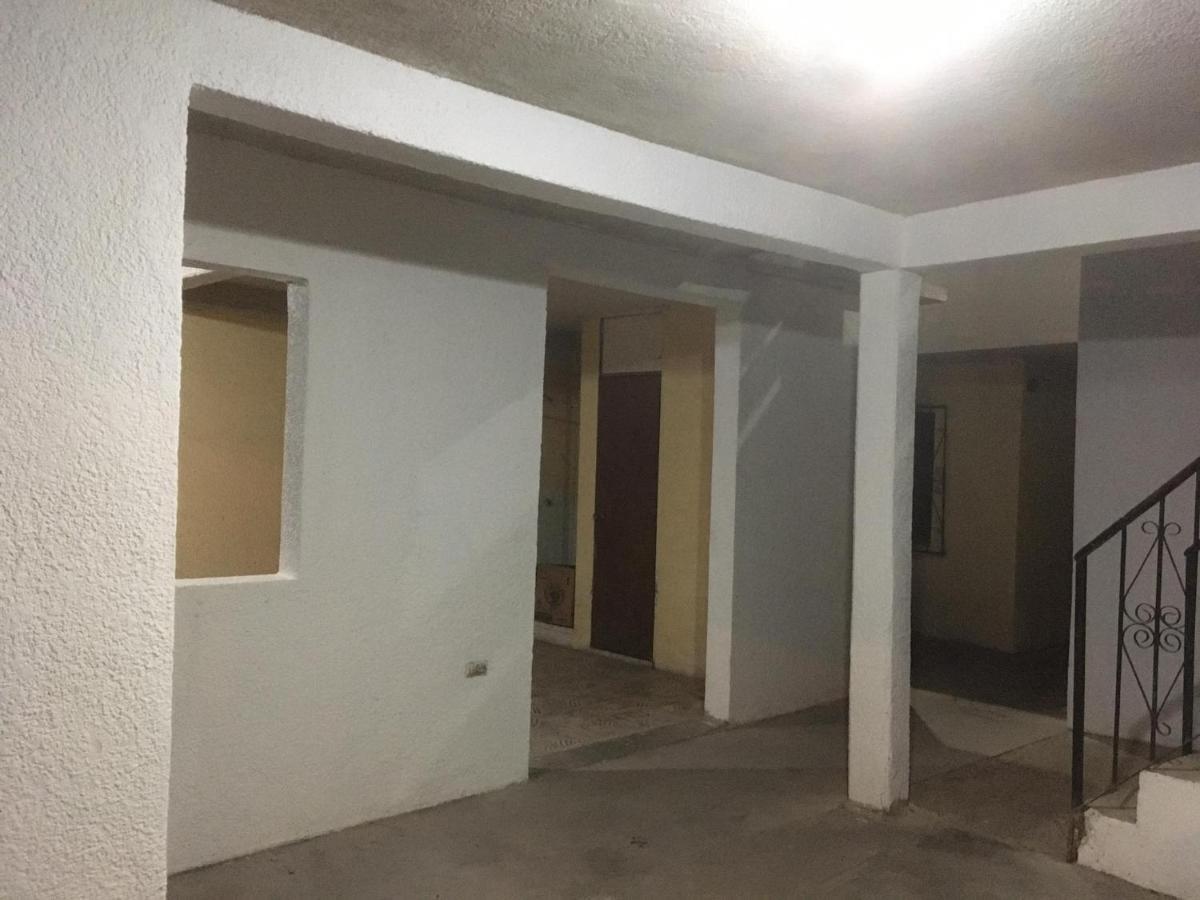 Apartamento Con Cochera Centro De La Ciudad. Ла Пас Екстериор снимка
